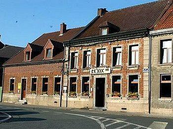 Auberge Le XIX Eme Thulin Eksteriør bilde